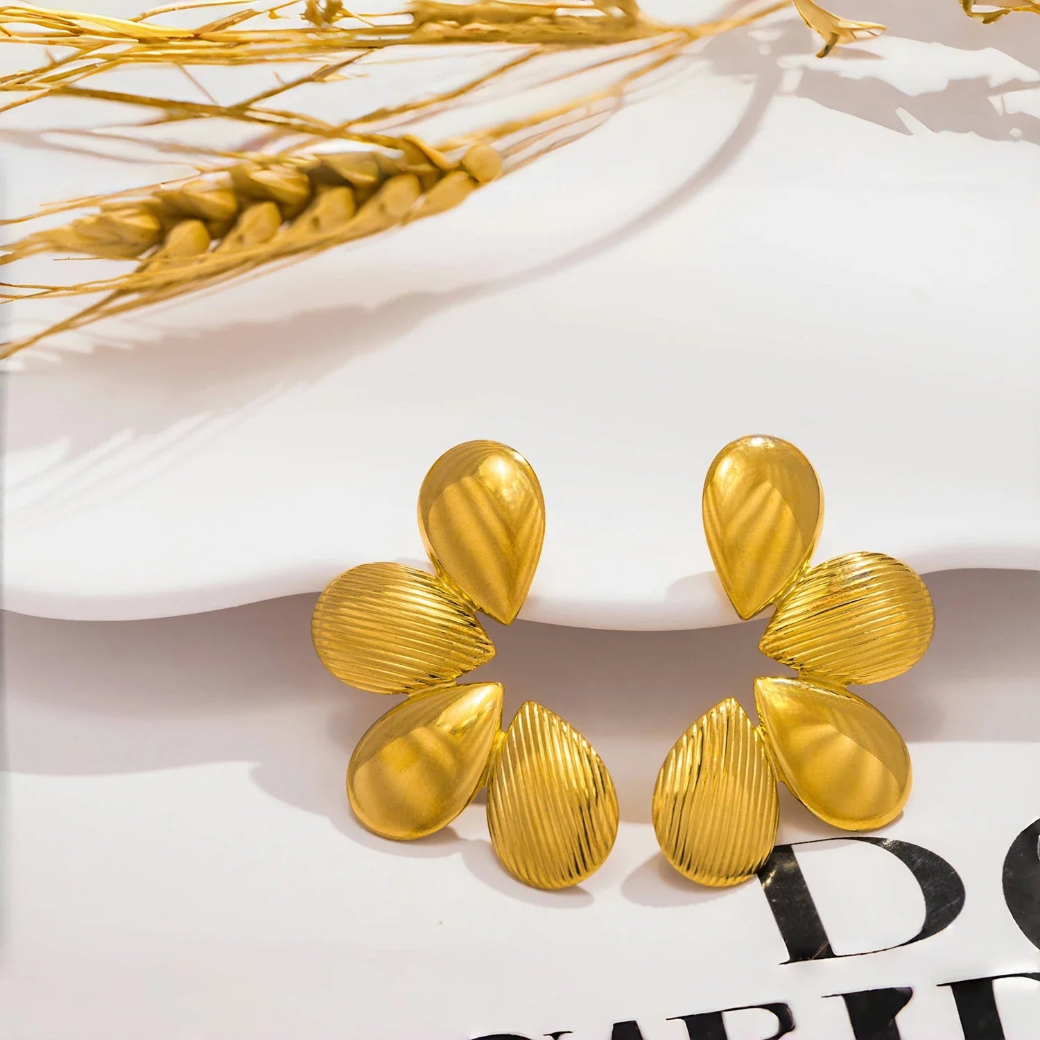 SilkJewels Lumera Piece