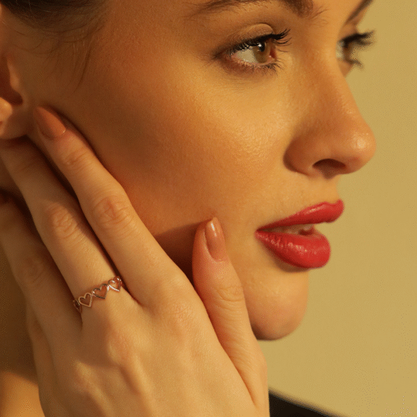 Silk jewels heart band ring - Image 5